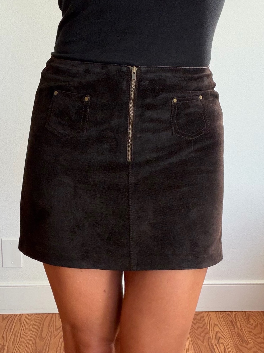 Y2K Vintage bebe Dark Brown/Espresso Suede Mini Skirt with Exposed Center Zip